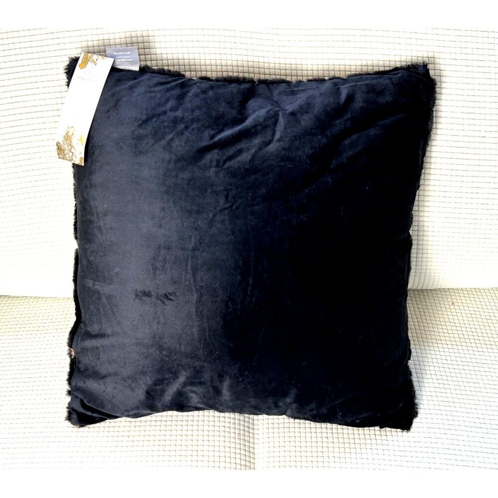 Aviva Stanoff Black w/ Rose Gold Sequin MilkyWay Blanket 2 Pillow set, MSRP $799 - Picture 9 of 13